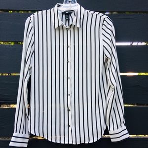 STRIPED BLACK AND off WHITE SHIRT BUTTON DOWN BLOUSE H&M
